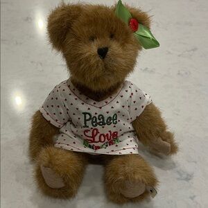 Boyds Bears Peace Love Nursing